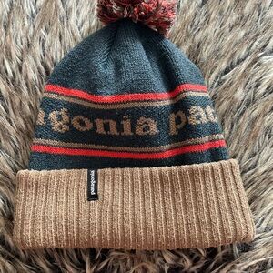 Patagonia  Beanie with Pom adult